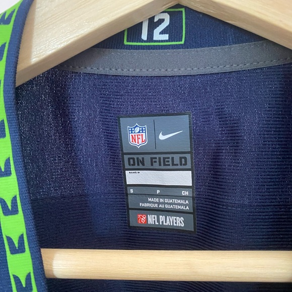 Seahawks jersey - Picture 3 of 3